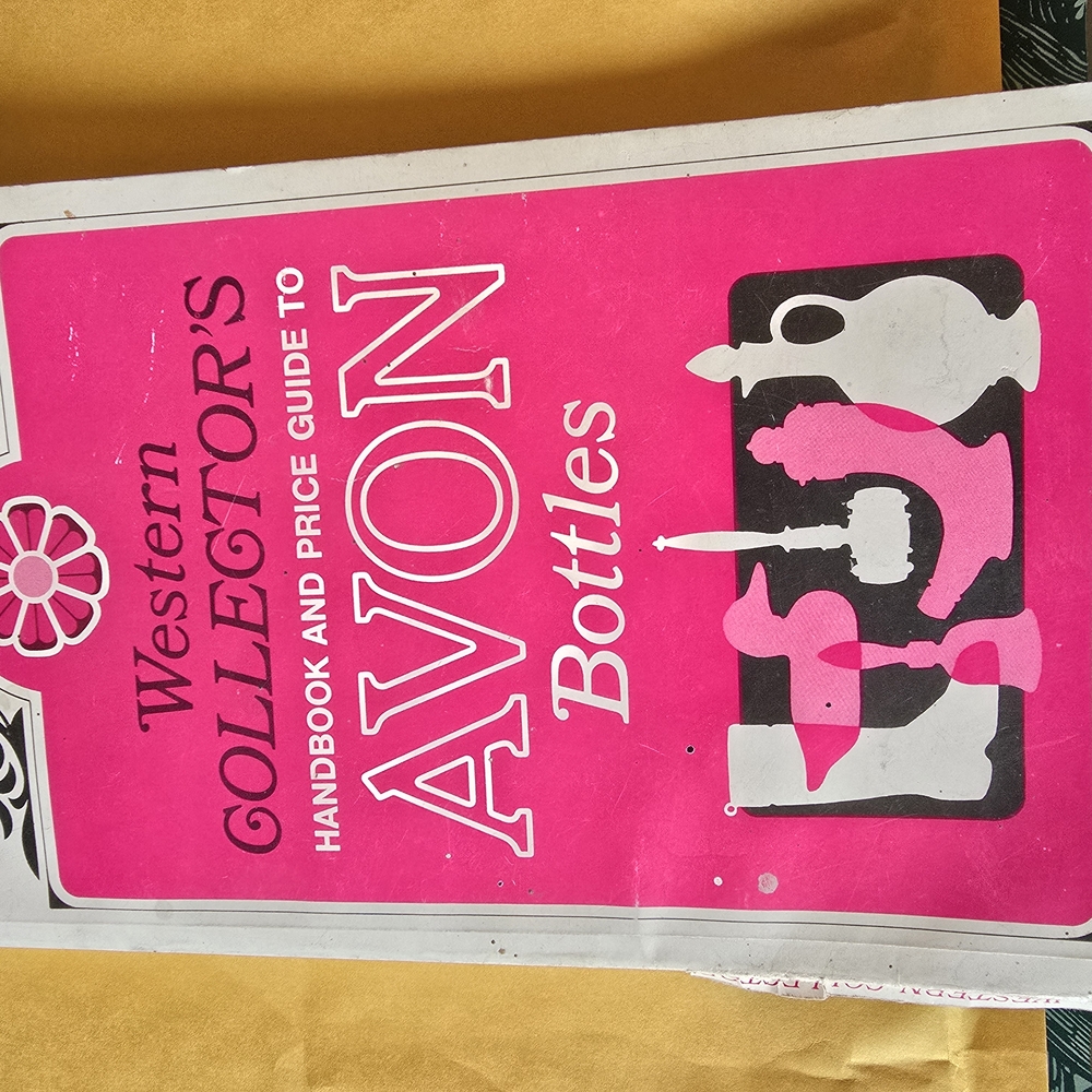 Western Collector's Guide to Avon Bottles